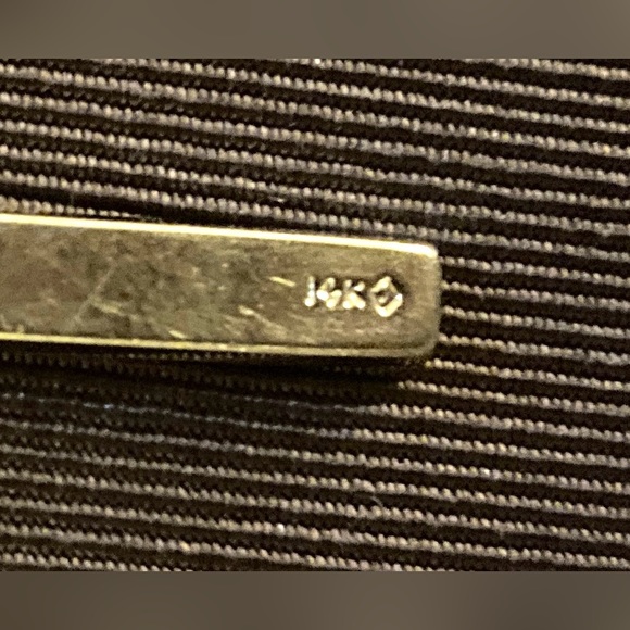 Vintage 14k Yellow Gold Cross Pendant - Picture 10 of 13